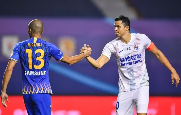 上海申花|申花升至小组第三，对两次不公判罚进行申诉，新进攻组合真核浮现