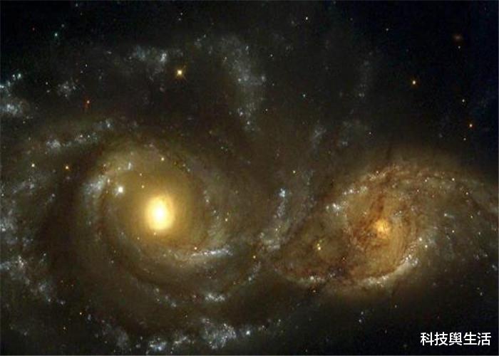 【科学家】地球“悬浮”在宇宙中，它是依靠什么力量，能支撑到现在？