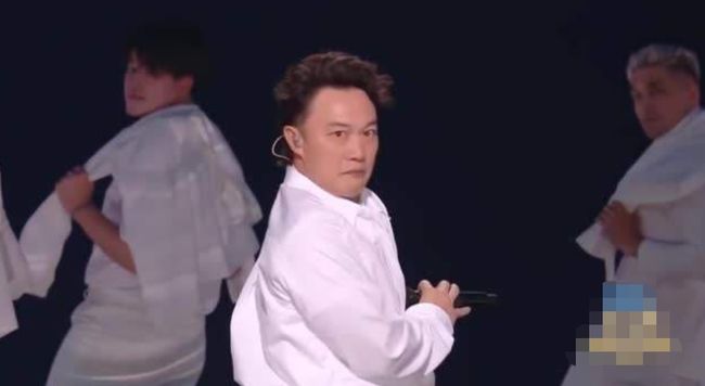 林心如|84斤谭松韵意外暴露120斤粗腿，但她单凭这点就吊打10个奚梦瑶！