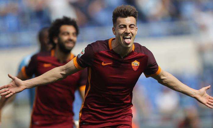 中超|重磅!曝价值1.3亿中超巨星将加盟豪门,年薪压缩5倍已与申花决裂