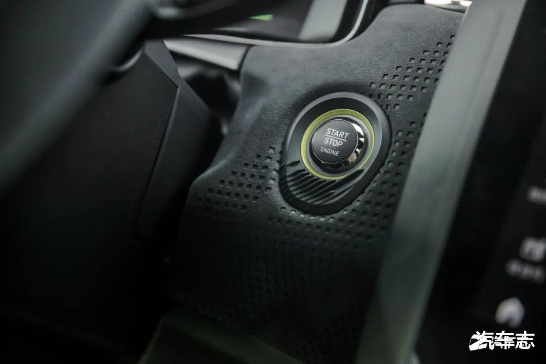 『领克03』领克03+的Alcantara和人造皮一个价？我们找来实车一探究竟