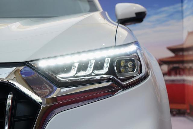 「红旗hs5」既要面子又要实惠,奇骏CR-V都不如它,档次媲美X3、GLC才18.38万