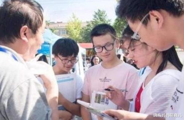 专升本|高考分数够不到本科线怎么办？除了补录，还有这些办法低分冲本科