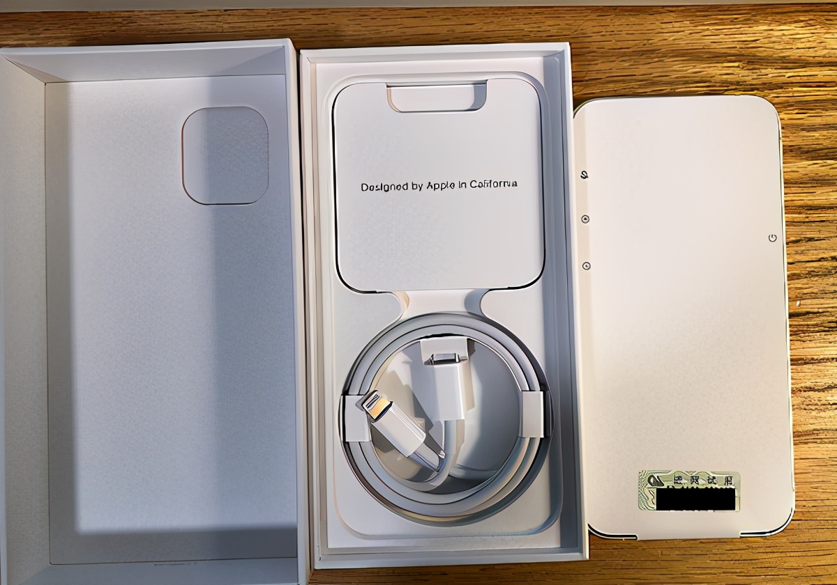 华为mate|小屏爱好者的福音，iPhone 12 mini上手体验