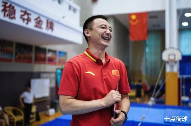 美国队■入美国籍的中国前世界冠军,为美培养三名奥运冠军,如今回国效力