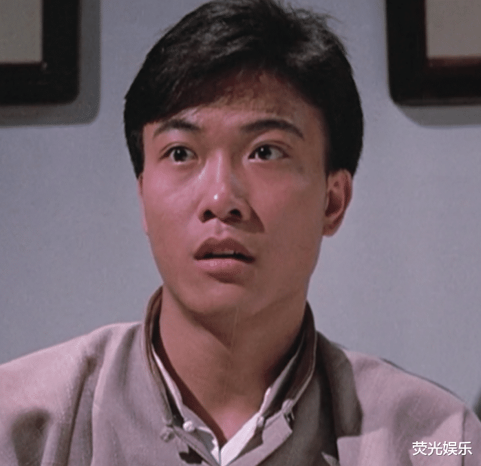 钱小豪：钱小豪与两个儿子同框，当看到两个儿子颜值后，网友：差距真大