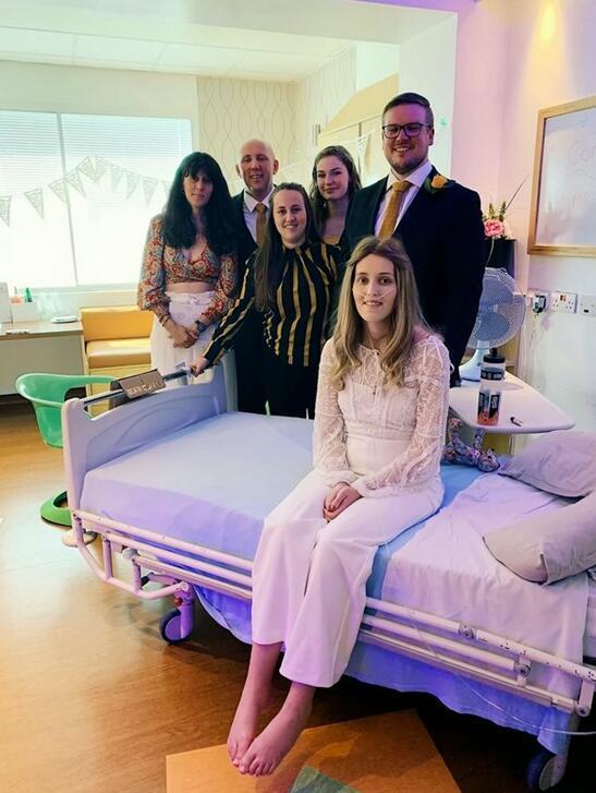 睹图|男子得知女友只剩几周生命后立马求婚，结婚一个月妻子离世