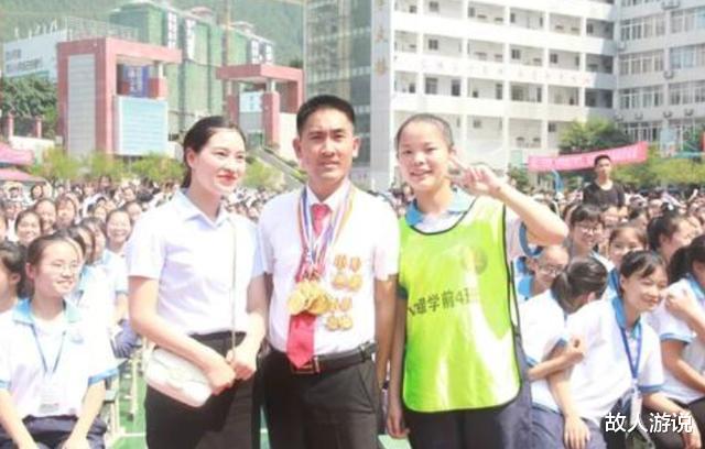 刘秀祥|12年前,那个“千里背疯娘”上大学的男孩,如今32岁为国家做贡献