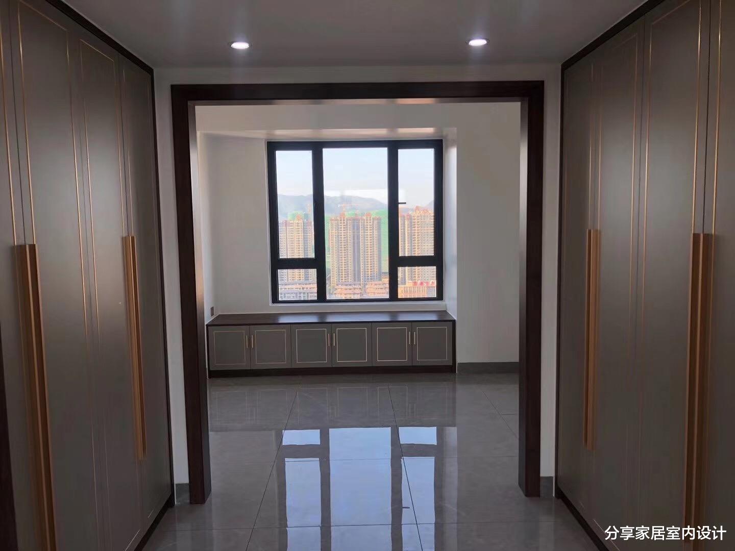 |新房终于完工啦,艺术瓷砖电视墙非常漂亮,木工打的柜子很满意!