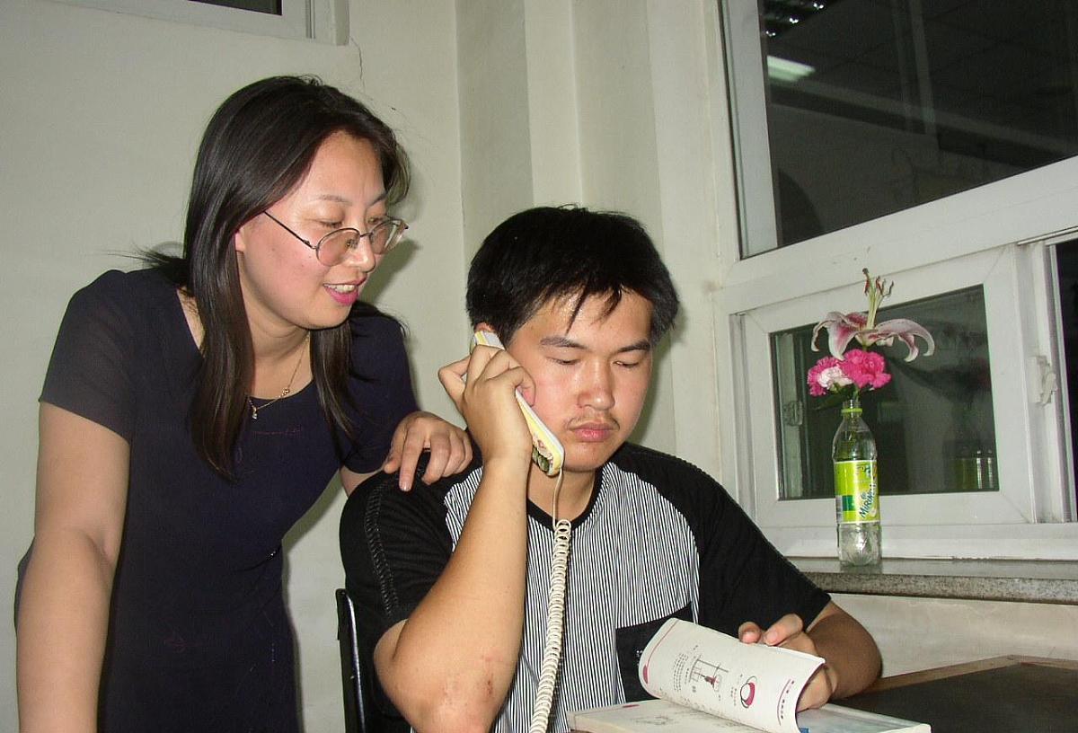 『清华大学』当年他创造高考奇迹,749分被清华大学录取,如今过得怎么样?