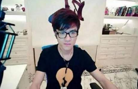 若风|若风老婆诉苦，婚后无任何个人收入，缺少安全感