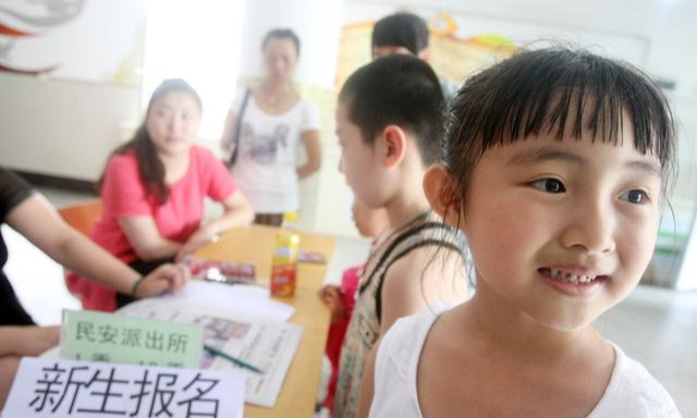 教育局|这个爸爸不一般！儿子小学不能“就近入学”，他把教育局告上法庭