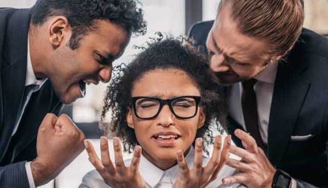 ##为什么职场同事之间，会存在孤立现象？搞懂这3点，让你站稳脚步