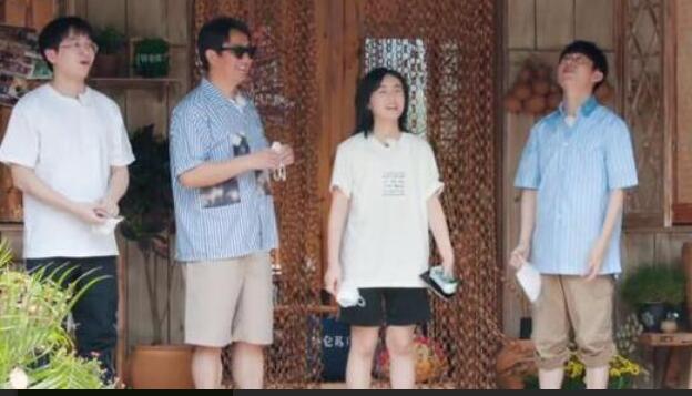 「鞠婧祎」赵今麦问张子枫, 为何不邀请我去向往的生活? 子枫的回应让人笑翻