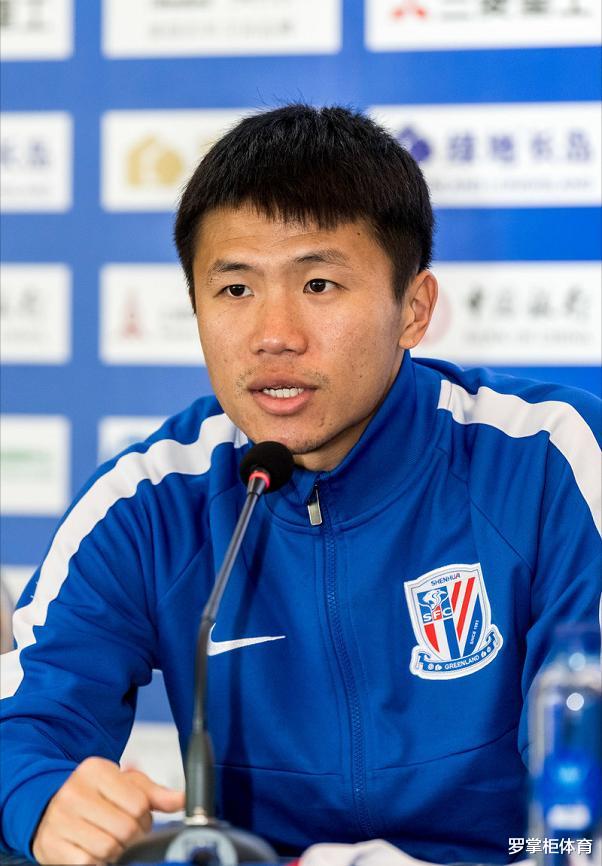 #上海申花#他是申花最被低估的新援，曾毛遂自荐进国足，如今热身赛斩获进球