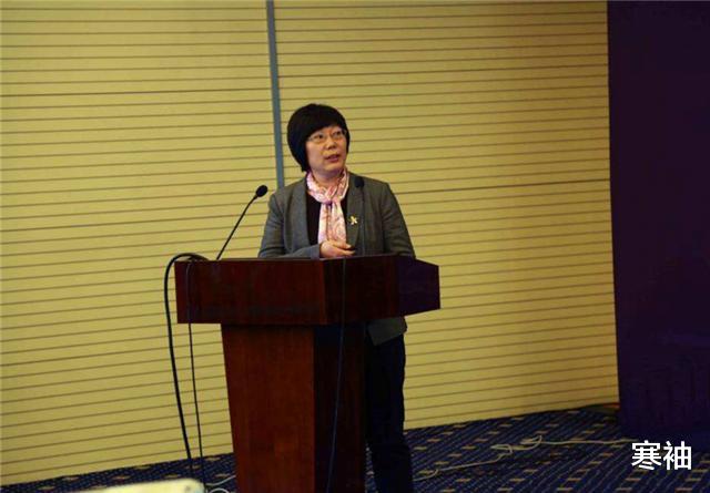 数学：天才女教授破解美国最安全密码，荣登院士之位，获中国711万奖励