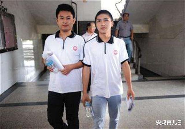 【】两位“夺刀少年”救了一整车人性命，却错过了高考，现在怎么样了