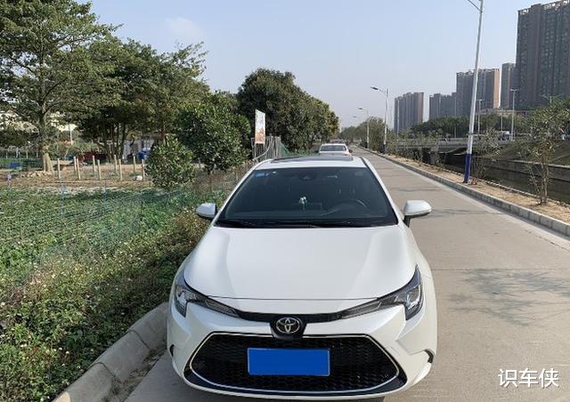 丰田雷凌@越来越多人买车选雷凌，这车到底哪里好？车主说出了半年用车感受