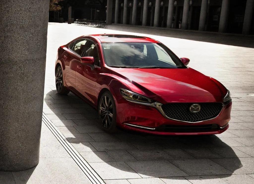 动力|高配才是精髓，买这三款中型车最好一步到位！