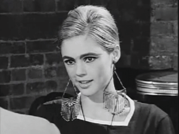 电影|28岁绝美名媛惨死！吸毒堕胎，被娱乐圈大佬接连玩弄逼疯…