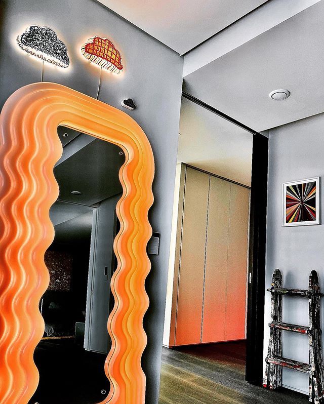 「权志龙」GD-权志龙，入住首尔90亿豪宅！超奢华装修，网友惊：这是美术馆吧？