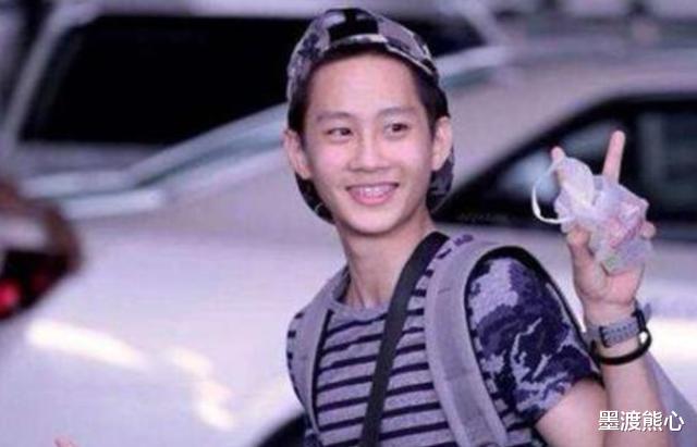 哈佛大学|9年了，“五道杠少年”上了民办大学，“不屑弟”却考进哈佛大学