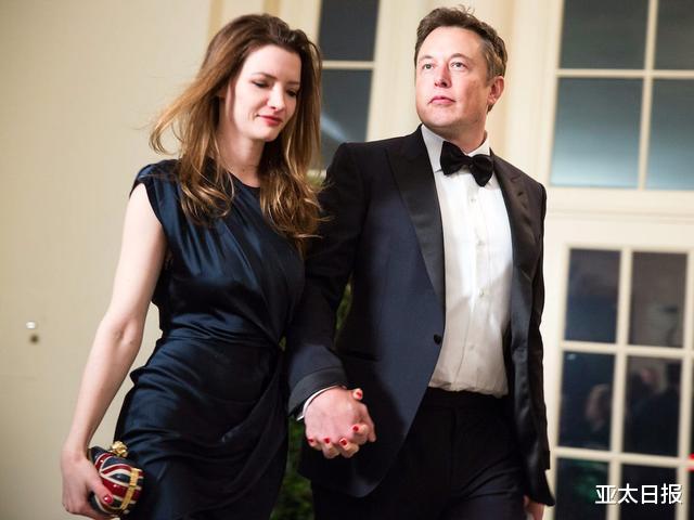 华为|马斯克前妻：我去过爱泼斯坦家里，但不是马斯克的童婚新娘