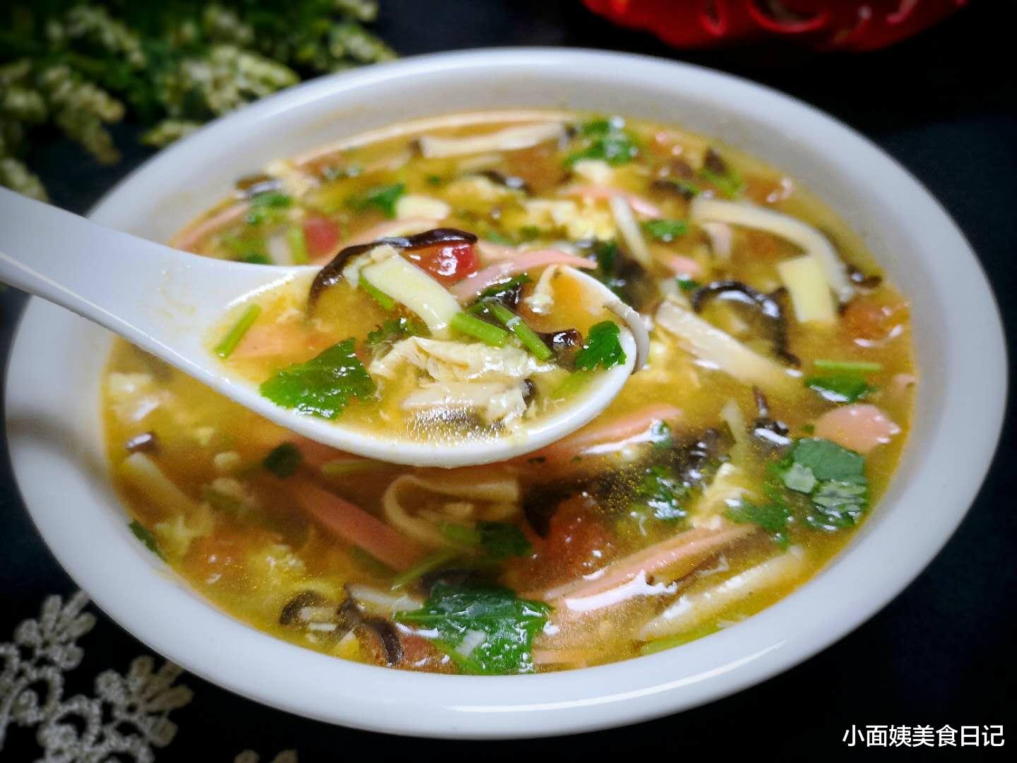 酸辣汤|天凉了，就得来一碗酸辣汤，暖胃发汗助消化，从头到脚都暖暖的！