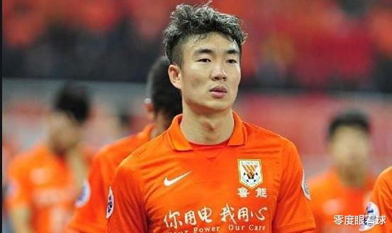 上海申花|鲁能战申花首发11人浮出水面：4外援出战，意大利锋霸回归首发领衔攻击线