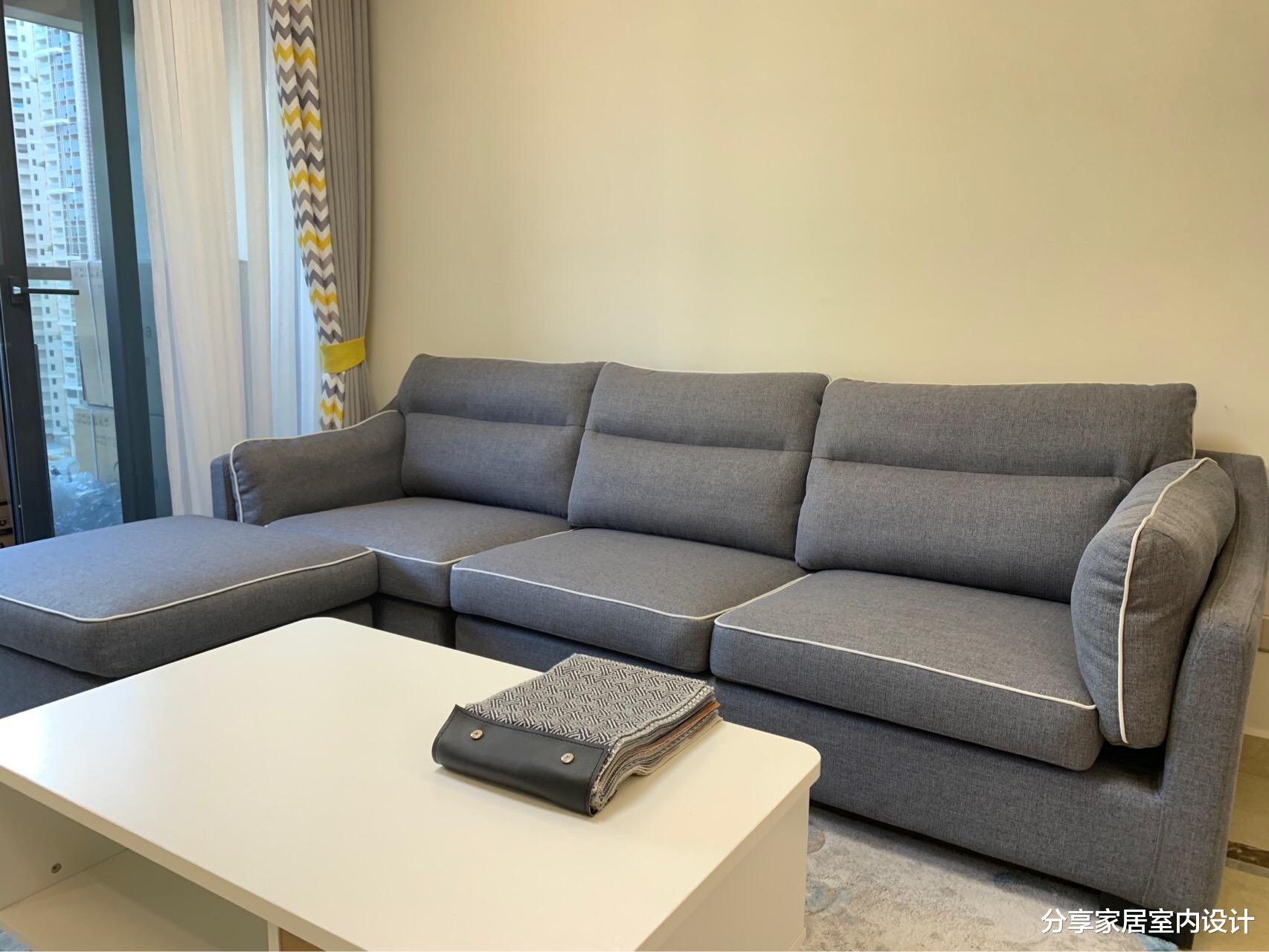 ▲她家辛苦六个月搬新家，效果还不错，电视墙特别实用，忍不住晒晒