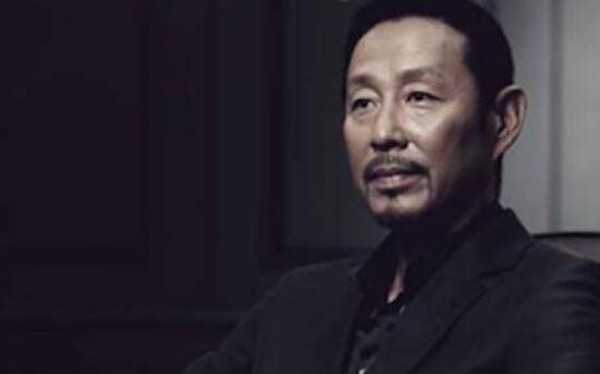 明星|女明星入戏太深，加上灯光氛围，已经分不清现实和演戏了！