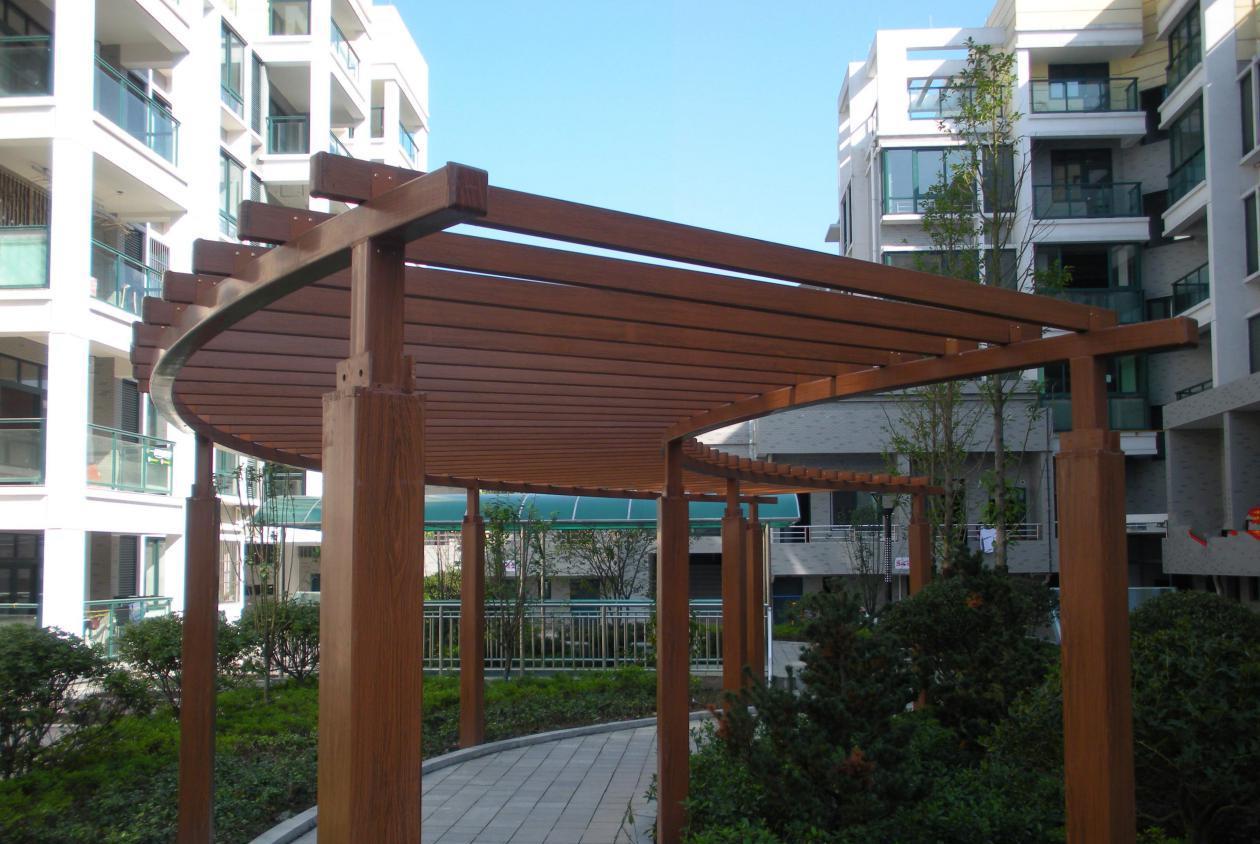 |有个小院里就要搭防腐木廊架，种绿植盖遮阳布，风雨无阻都能享受