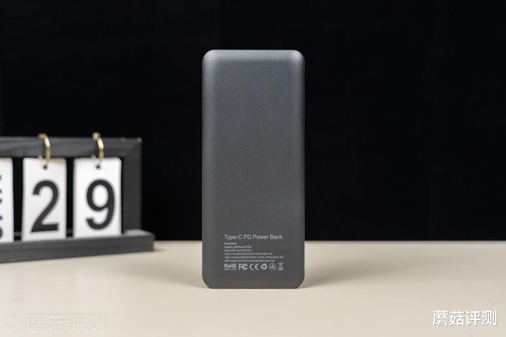 飞利浦|笔记本没电了？这款移动电源轻松续上、CHOETECH充电宝大功率快充版 评测