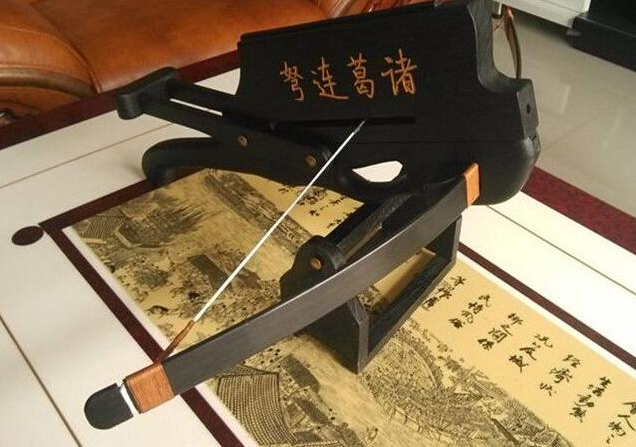 考古|湖北古墓出土40把“冲锋枪”,距今有1700年,专家:真是他发明的