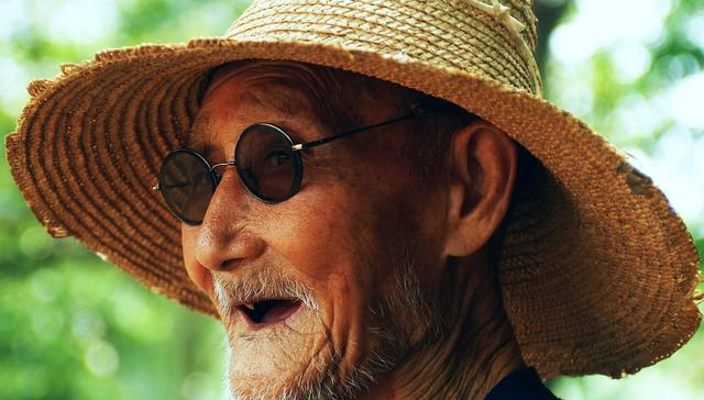 饵料|总被隔壁老王强占钓位！终于夺回，却再也不去那里钓鱼了