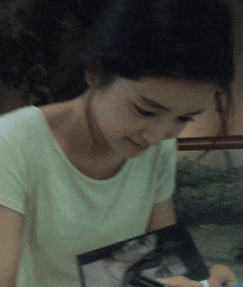 宋仲基|宋仲基被曝新恋情！女方正脸照被扒出？看清是谁：不敢信！