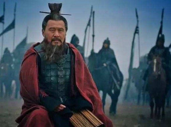 曹操|枭雄曹操的7个女儿，为什么都嫁给了同一个人？他是何人？