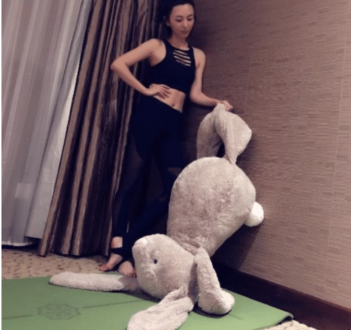 杨幂|9年前是杨幂助理，9年后与杨幂平起平坐，堪称娱乐圈最狠“励志姐”