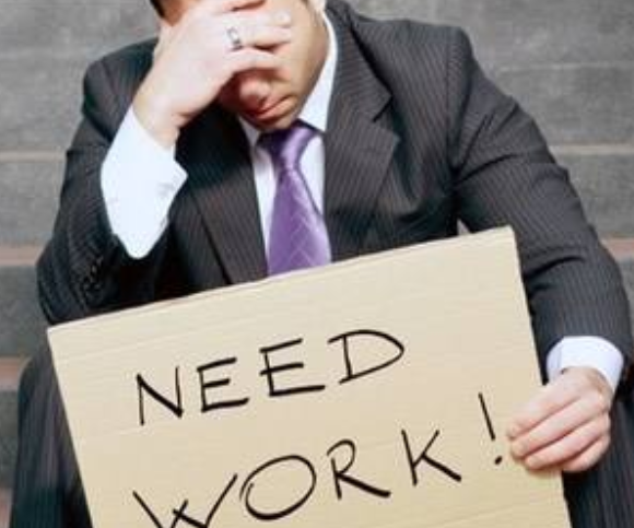 外滩|35岁失业程序员感慨：之前月薪2万，如今找月薪5千专员工作都没人要