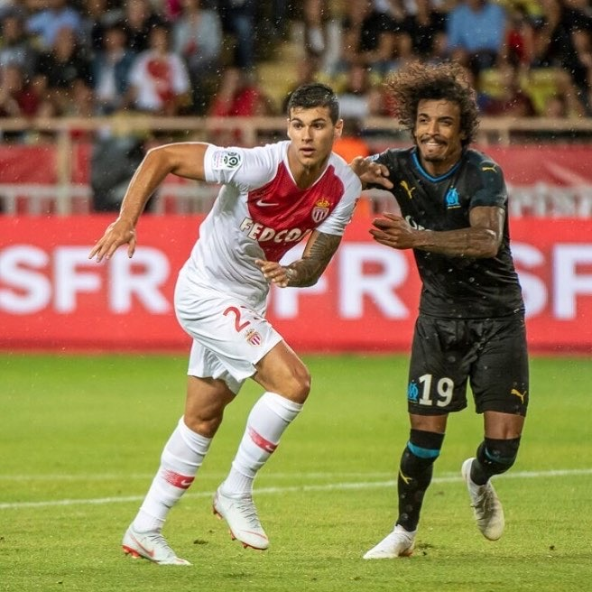 「曼联」青春风暴继续！曼联盯上19岁锋线超新星，球迷：索帅果然FM老玩家！