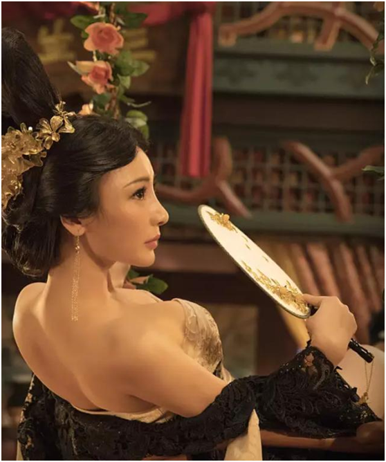 电影■《奇门遁甲》被网友们戏称：全靠“老板娘”撑着？