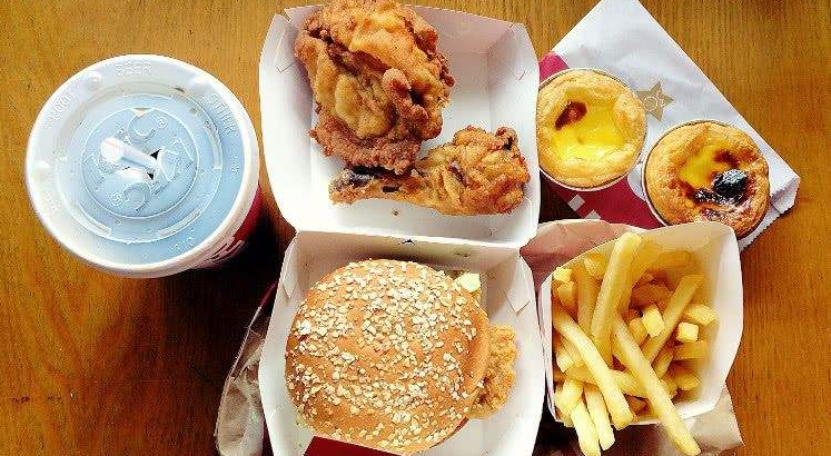 「汉堡」肯德基“消失”的6种食物，吃过2种是大叔，全吃过的孩子上初中
