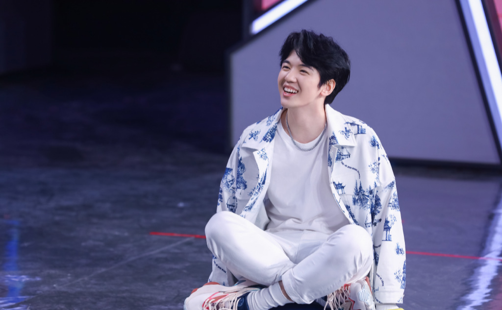 娱乐圈|仝卓又作妖，他还要把娱乐圈多少人拉下水？人心惶惶！