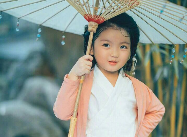 爸爸去哪儿|《爸爸去哪儿》的四对\假父女\，如今三对都已没联系，唯独他娶了孩子妈！