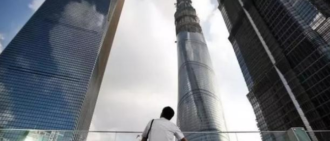 比房价“更严重”的事情来了！刚需者望房兴叹，没买房的人要哭了