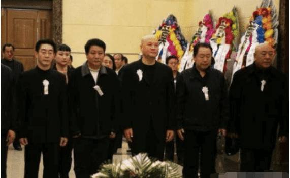 西游记|他因为《西游记》走红，72岁误食农药去世，葬礼上六小龄童失声痛哭
