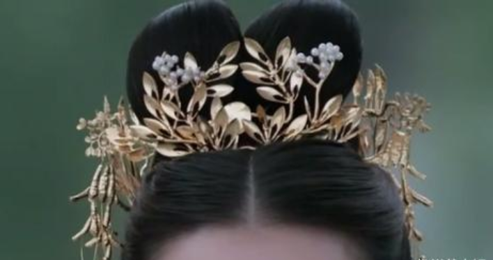 头饰:?看三生三世的头饰发型,猜12位角色!蛛网最好猜,珍珠冠是何人呢