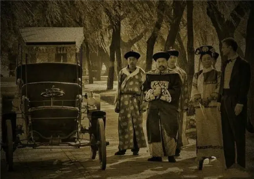 蒋介石|慈禧第一次见到宝马汽车,没有惊讶只说了一句话,实在让人心酸