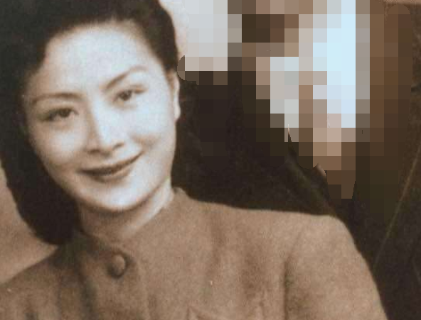 慕容婉儿|因戏结缘相守28年，妻子病重他放弃了治疗，拒绝留下妻子骨灰