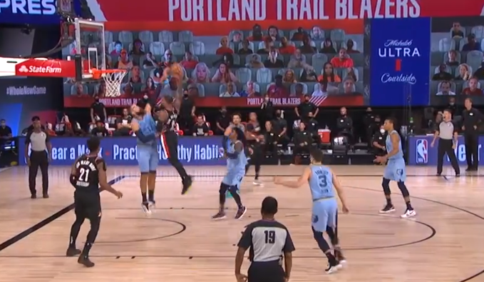 达米恩·利拉德|挺进季后赛！开拓者126-122淘汰灰熊，利拉德31+10，莫兰特35分